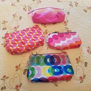 Set of 4 makeup bags